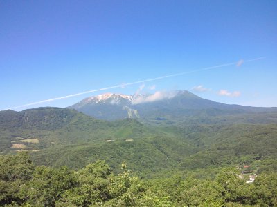 御嶽山with飛行機雲